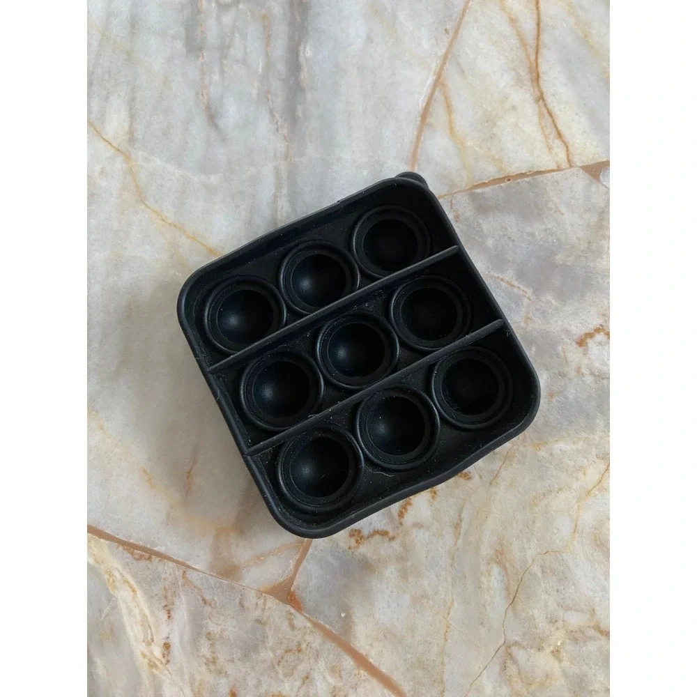 Black and White Triangle Square Fidget Pop Toy Silicone Sensory‎ Keychain 2.5in